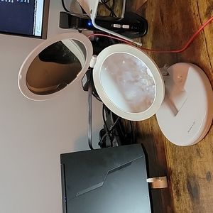 Mary Kay Light up makeup mirror